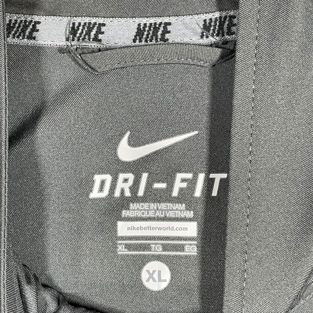 Nike Dri-FIT Mens XL New York Yankees Full Zip Track Jacket Grey MLB